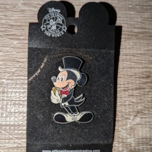 Mickey Mouse Top Hat Pin